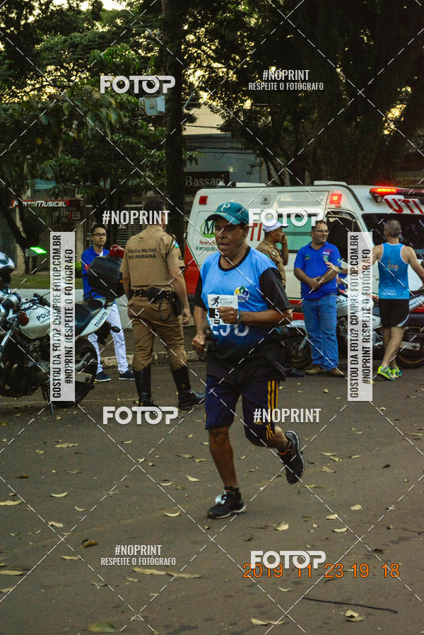 Compre as suas fotos do eventoCircuito de corrida fecam integrado night run no Fotop
