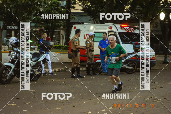 Compre as suas fotos do eventoCircuito de corrida fecam integrado night run no Fotop