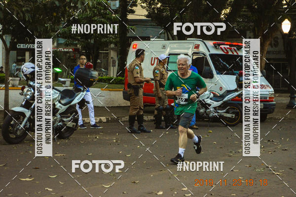 Compre as suas fotos do eventoCircuito de corrida fecam integrado night run no Fotop