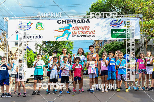 Compra tus fotos del eventoCircuito de corrida fecam integrado night run En Fotop