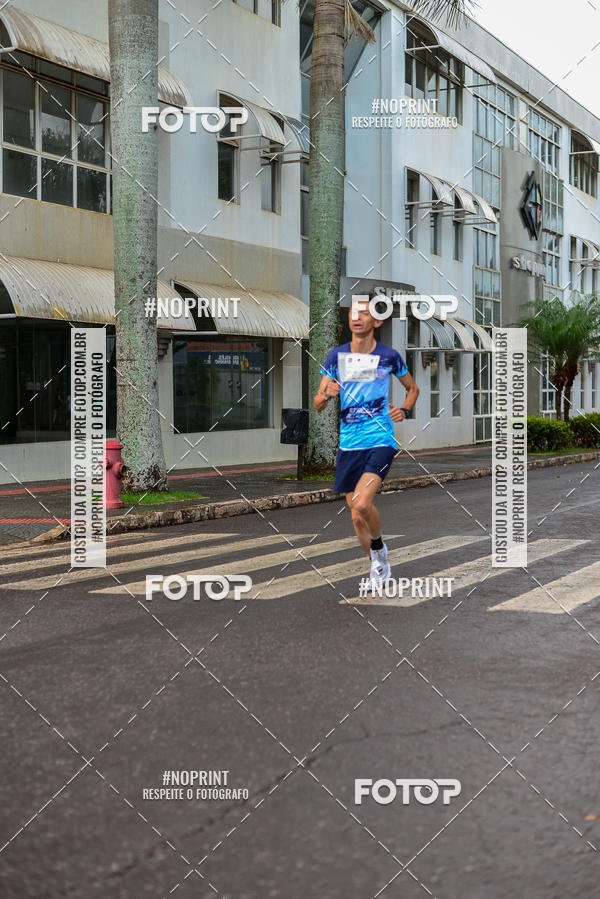 Compre as suas fotos do eventoCircuito de corrida fecam integrado night run no Fotop