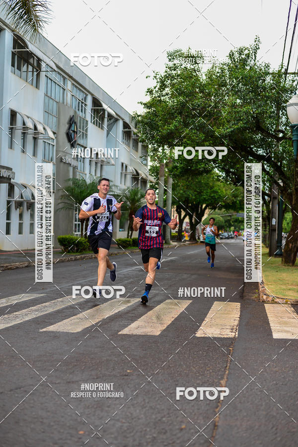 Compre as suas fotos do eventoCircuito de corrida fecam integrado night run no Fotop