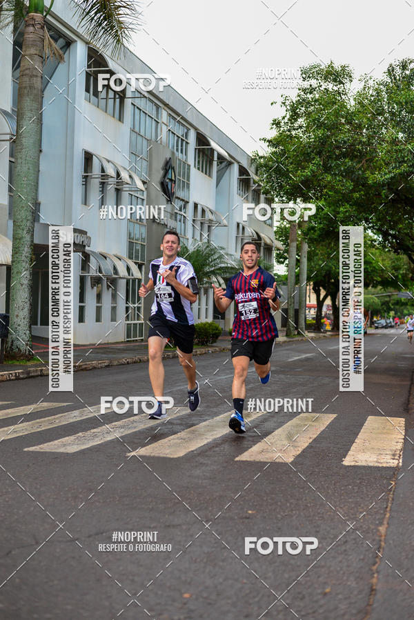 Compre as suas fotos do eventoCircuito de corrida fecam integrado night run no Fotop