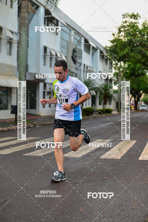 Compre as suas fotos do eventoCircuito de corrida fecam integrado night run no Fotop