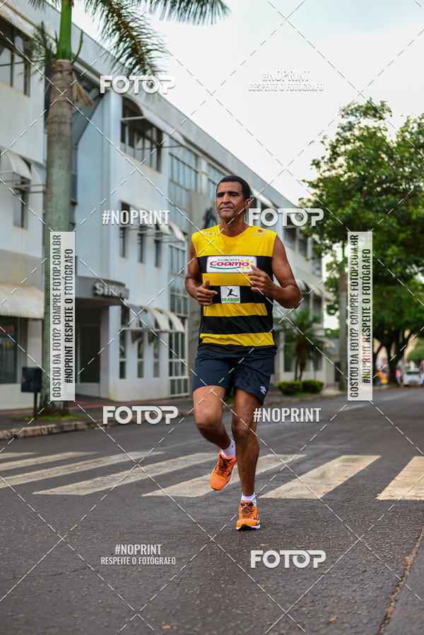 Compre as suas fotos do eventoCircuito de corrida fecam integrado night run no Fotop