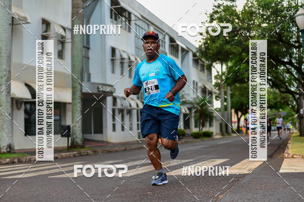 Compre as suas fotos do eventoCircuito de corrida fecam integrado night run no Fotop