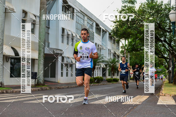 Compre as suas fotos do eventoCircuito de corrida fecam integrado night run no Fotop