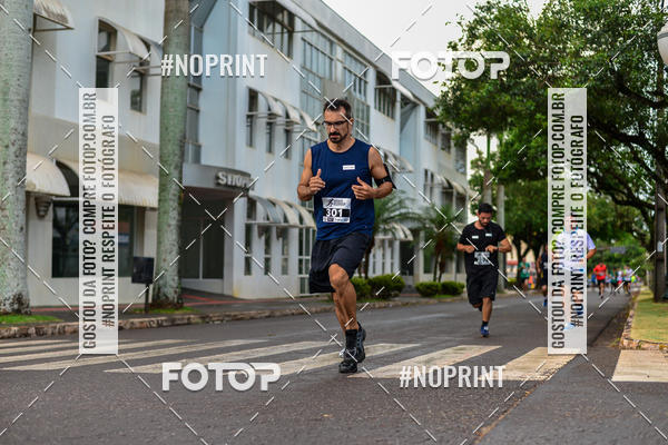 Compra tus fotos del eventoCircuito de corrida fecam integrado night run En Fotop