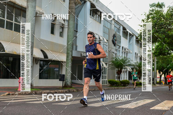 Compre as suas fotos do eventoCircuito de corrida fecam integrado night run no Fotop