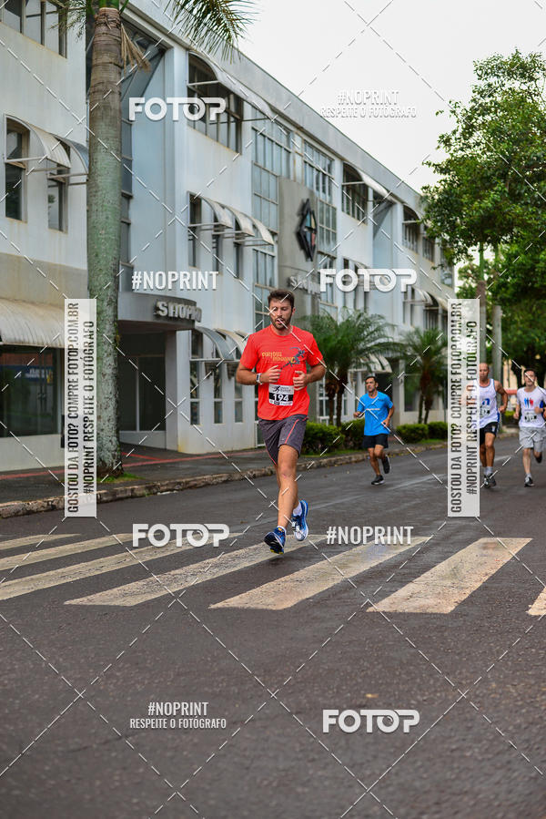 Compre as suas fotos do eventoCircuito de corrida fecam integrado night run no Fotop