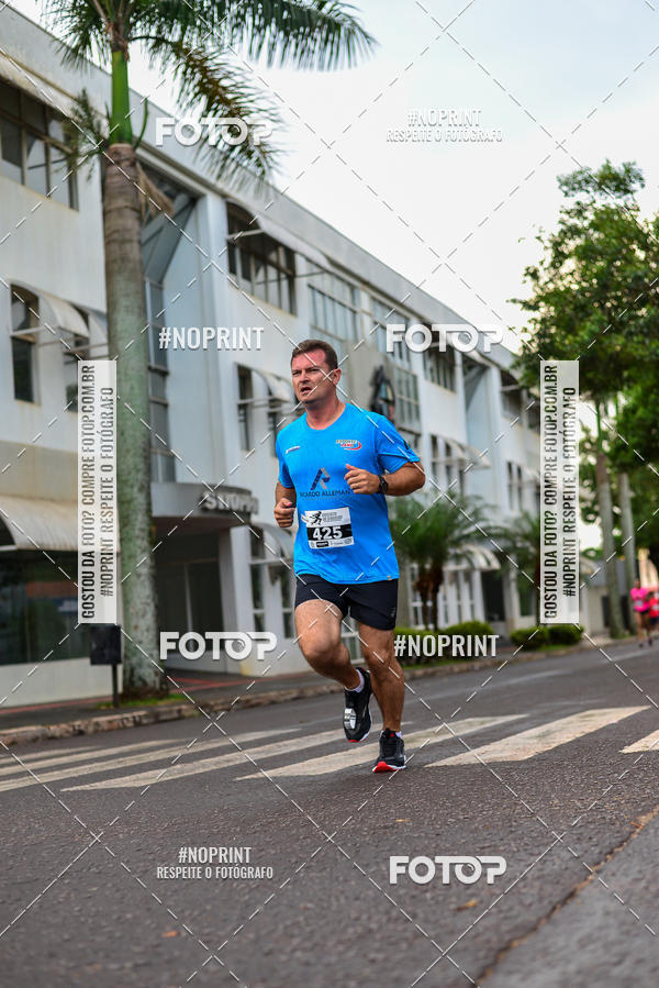 Compra tus fotos del eventoCircuito de corrida fecam integrado night run En Fotop