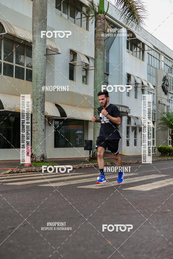 Compra tus fotos del eventoCircuito de corrida fecam integrado night run En Fotop