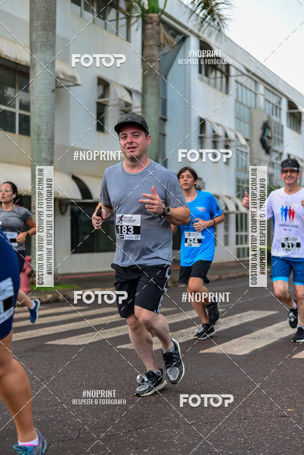 Compra tus fotos del eventoCircuito de corrida fecam integrado night run En Fotop