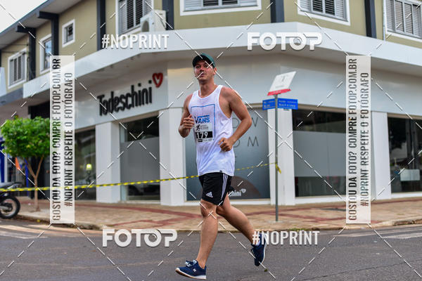 Compra tus fotos del eventoCircuito de corrida fecam integrado night run En Fotop