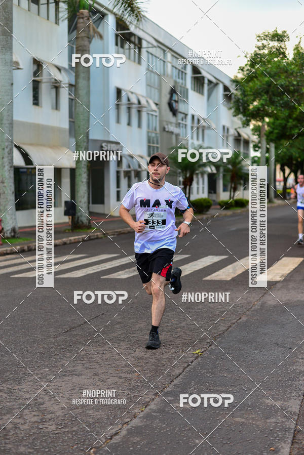 Compra tus fotos del eventoCircuito de corrida fecam integrado night run En Fotop
