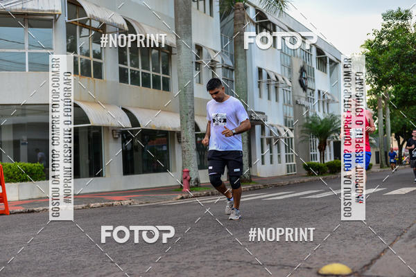 Compra tus fotos del eventoCircuito de corrida fecam integrado night run En Fotop