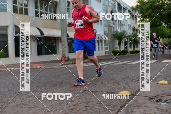 Compra tus fotos del eventoCircuito de corrida fecam integrado night run En Fotop