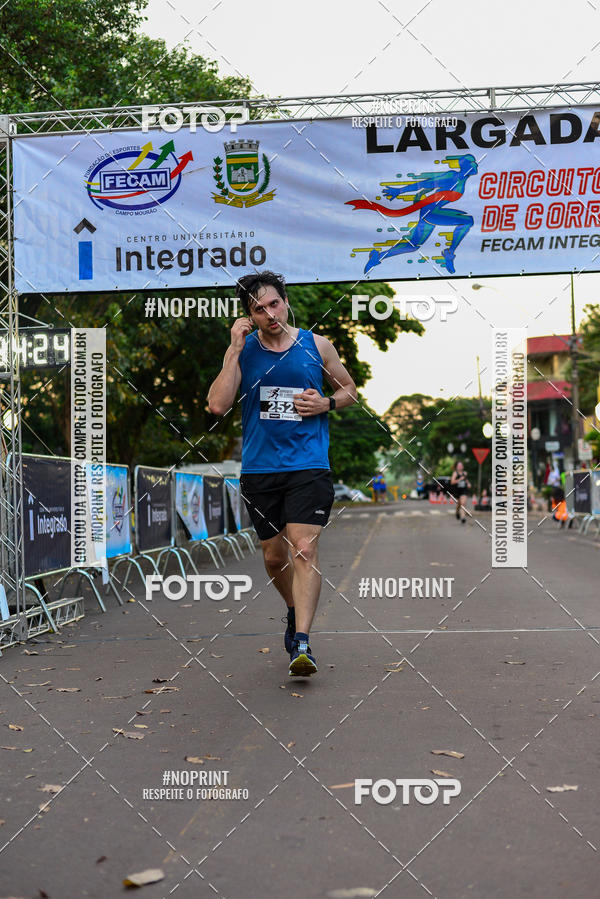Buy your photos of the eventCircuito de corrida fecam integrado night run on Fotop