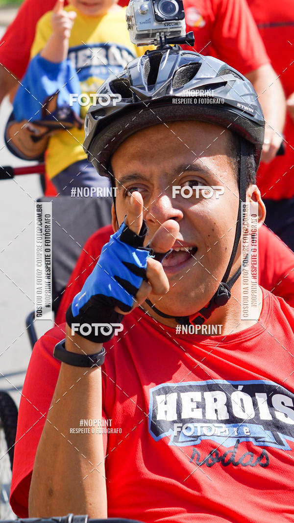 Compra tus fotos del eventoI Corrida Pela Vida  En Fotop