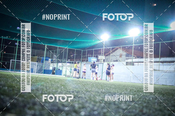 Compre as suas fotos do eventoLan�amento Escola de Futebol Lobas Academy no Fotop