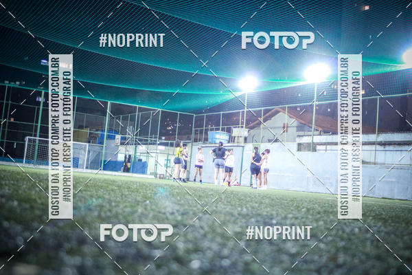 Compre as suas fotos do eventoLan�amento Escola de Futebol Lobas Academy no Fotop