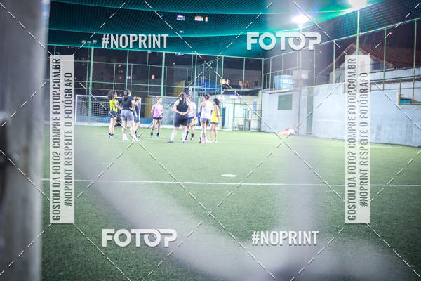Compre as suas fotos do eventoLan�amento Escola de Futebol Lobas Academy no Fotop