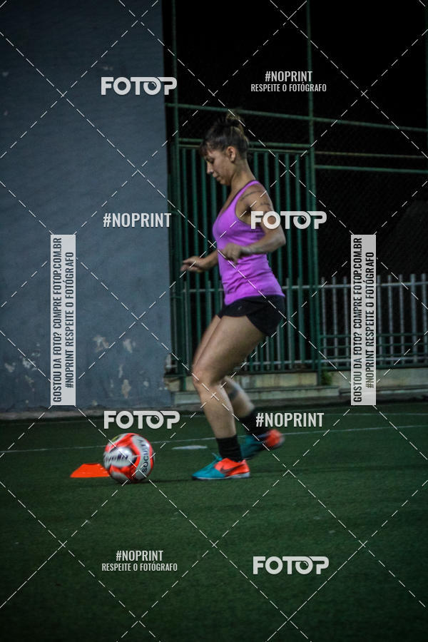 Compre as suas fotos do eventoLan�amento Escola de Futebol Lobas Academy no Fotop