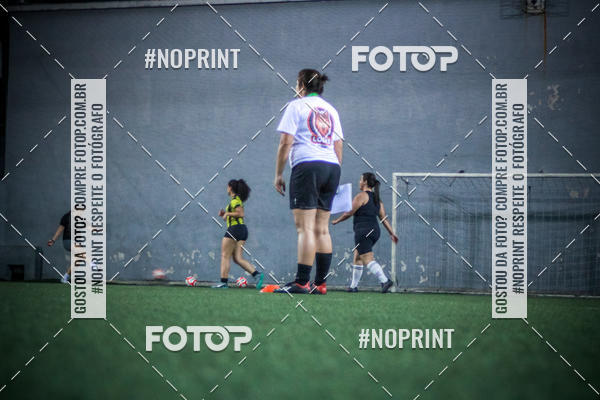 Compre as suas fotos do eventoLan�amento Escola de Futebol Lobas Academy no Fotop