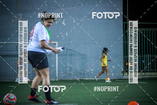 Compre as suas fotos do eventoLan�amento Escola de Futebol Lobas Academy no Fotop