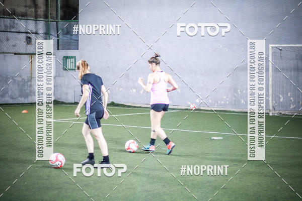 Compre as suas fotos do eventoLan�amento Escola de Futebol Lobas Academy no Fotop