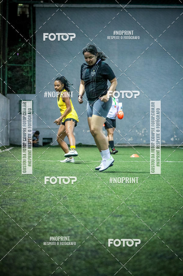 Buy your photos of the eventLanamento Escola de Futebol Lobas Academy on Fotop