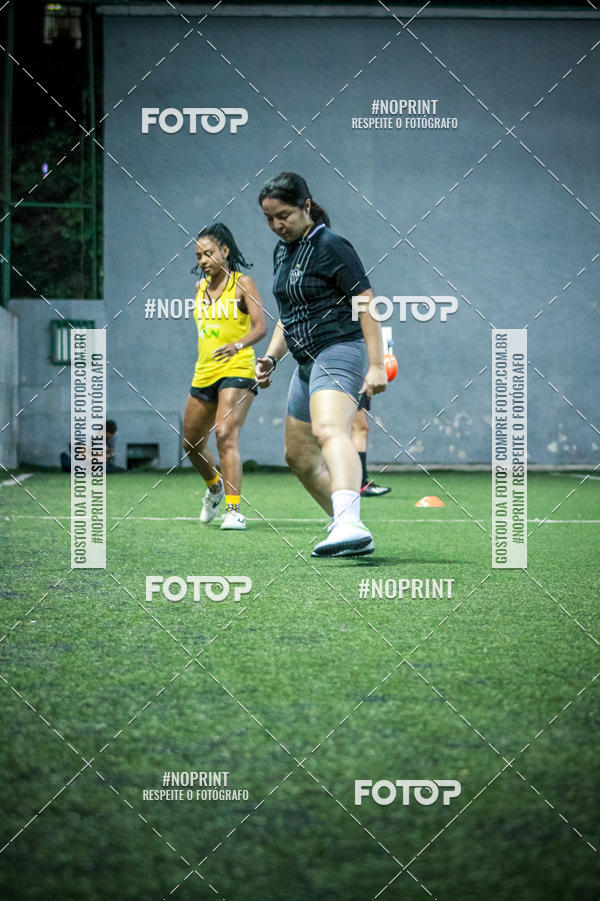 Buy your photos of the eventLanamento Escola de Futebol Lobas Academy on Fotop