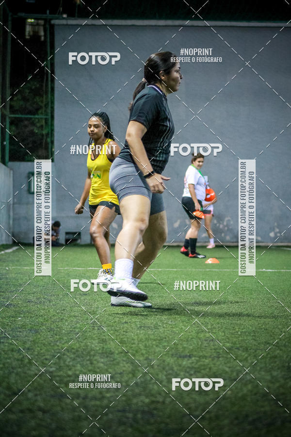 Buy your photos of the eventLanamento Escola de Futebol Lobas Academy on Fotop