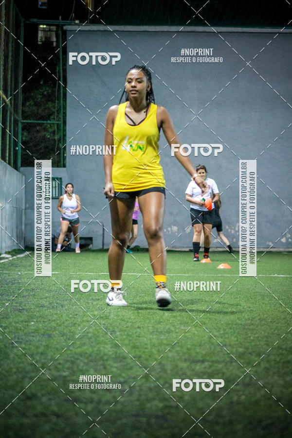 Buy your photos of the eventLanamento Escola de Futebol Lobas Academy on Fotop