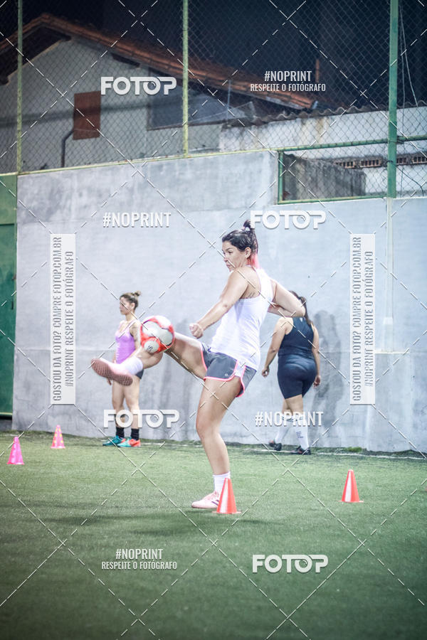 Buy your photos of the eventLan�amento Escola de Futebol Lobas Academy on Fotop