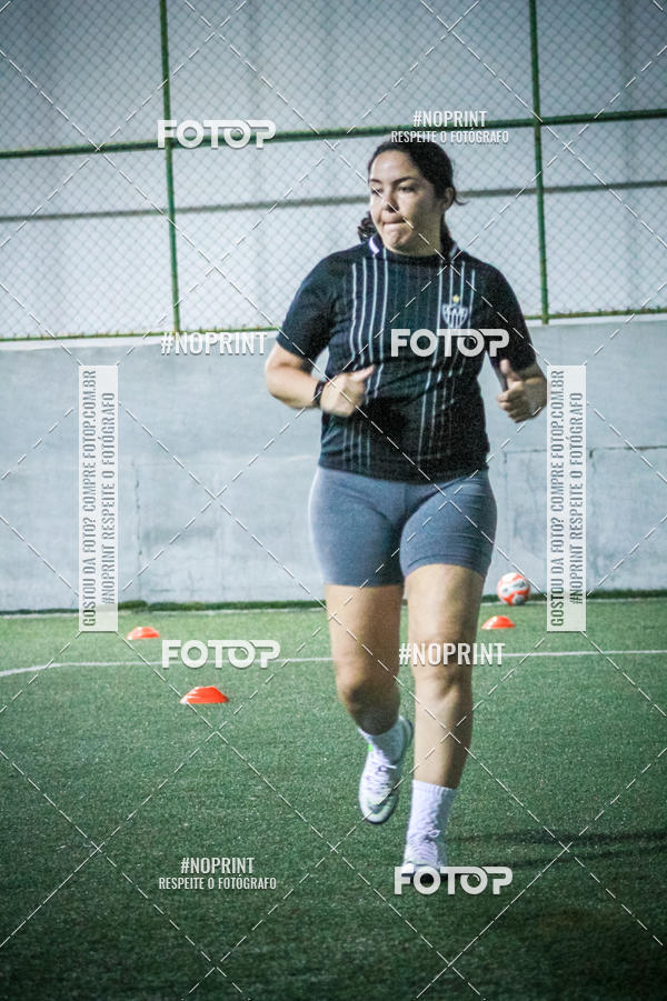 Achetez vos photos de l'�v�nementLan�amento Escola de Futebol Lobas Academy sur Fotop