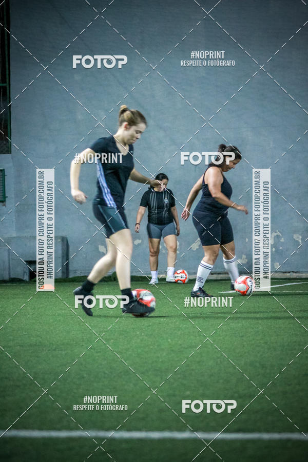 Achetez vos photos de l'�v�nementLan�amento Escola de Futebol Lobas Academy sur Fotop