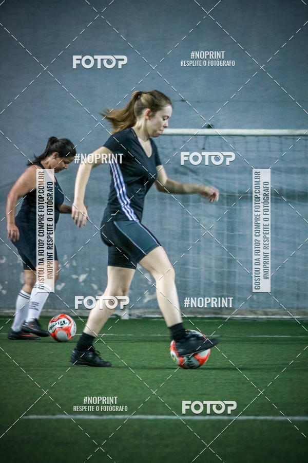 Achetez vos photos de l'�v�nementLan�amento Escola de Futebol Lobas Academy sur Fotop