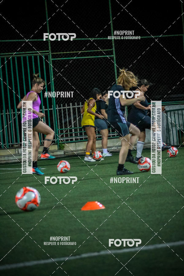 Achetez vos photos de l'�v�nementLan�amento Escola de Futebol Lobas Academy sur Fotop