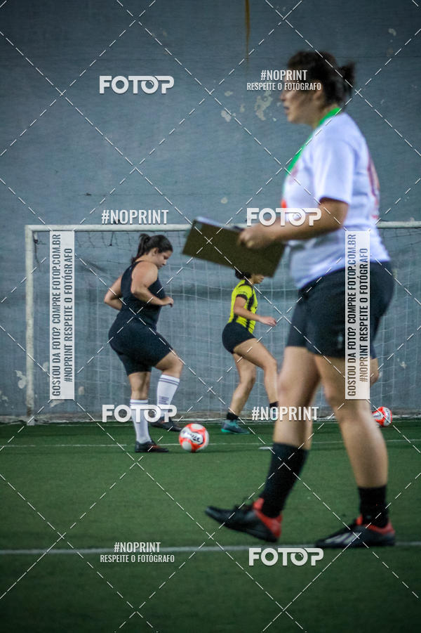 Achetez vos photos de l'�v�nementLan�amento Escola de Futebol Lobas Academy sur Fotop