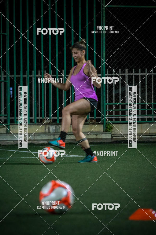 Achetez vos photos de l'�v�nementLan�amento Escola de Futebol Lobas Academy sur Fotop