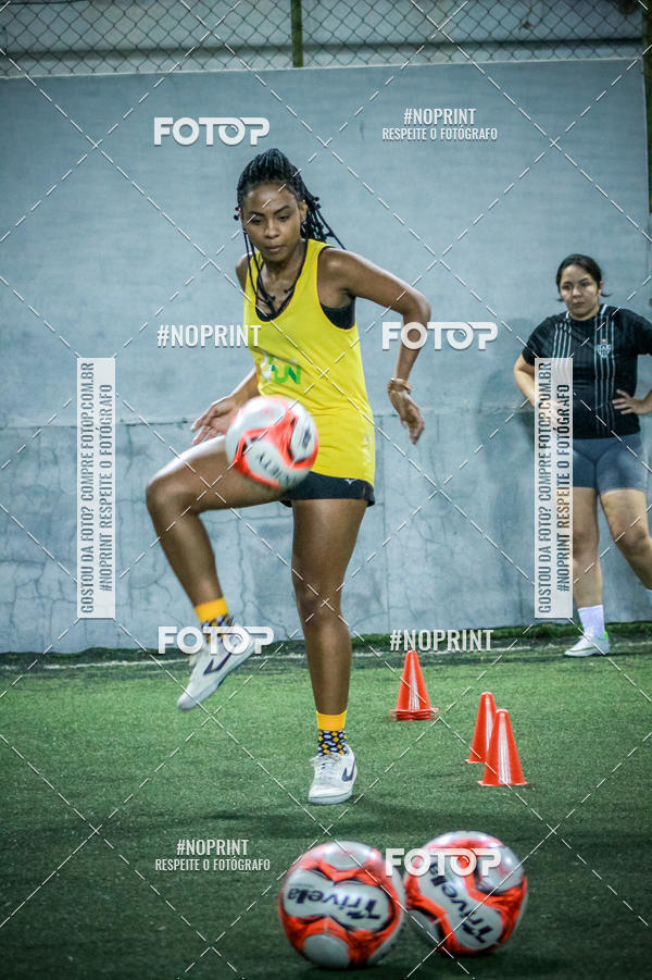 Buy your photos of the eventLan�amento Escola de Futebol Lobas Academy on Fotop