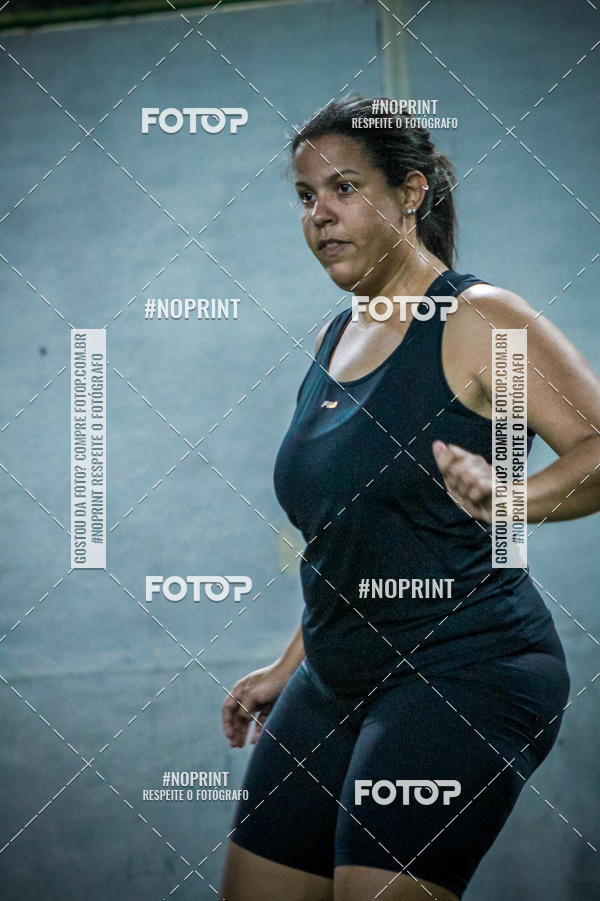 Compre suas fotos do eventoLan�amento Escola de Futebol Lobas Academy no Fotop