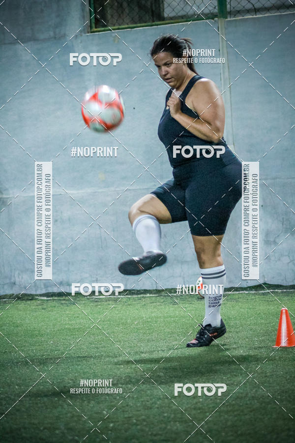 Compre suas fotos do eventoLan�amento Escola de Futebol Lobas Academy no Fotop