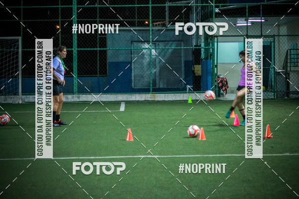 Compre suas fotos do eventoLan�amento Escola de Futebol Lobas Academy no Fotop