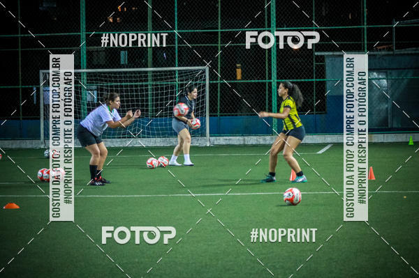 Compre suas fotos do eventoLan�amento Escola de Futebol Lobas Academy no Fotop