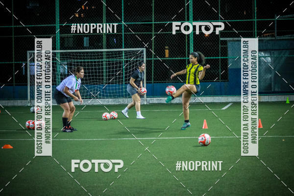 Compre suas fotos do eventoLan�amento Escola de Futebol Lobas Academy no Fotop