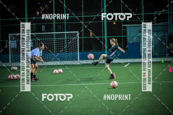 Compre suas fotos do eventoLan�amento Escola de Futebol Lobas Academy no Fotop