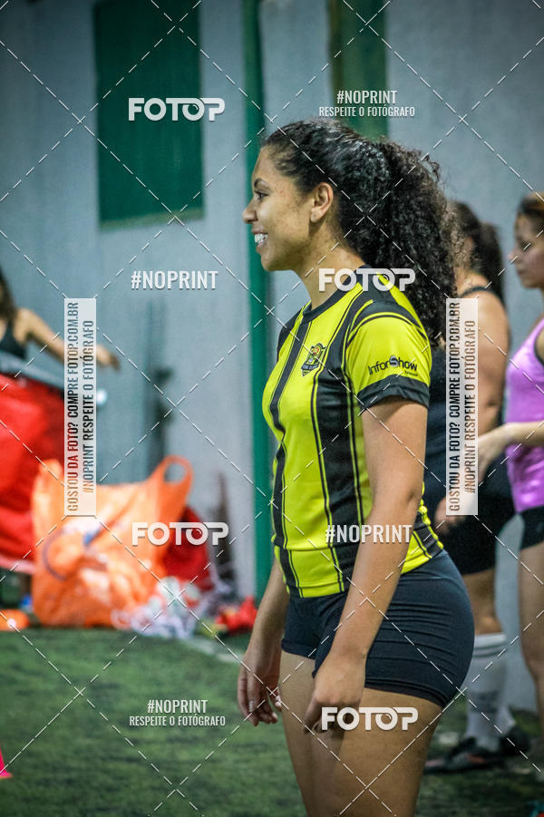 Compre as suas fotos do eventoLan�amento Escola de Futebol Lobas Academy no Fotop