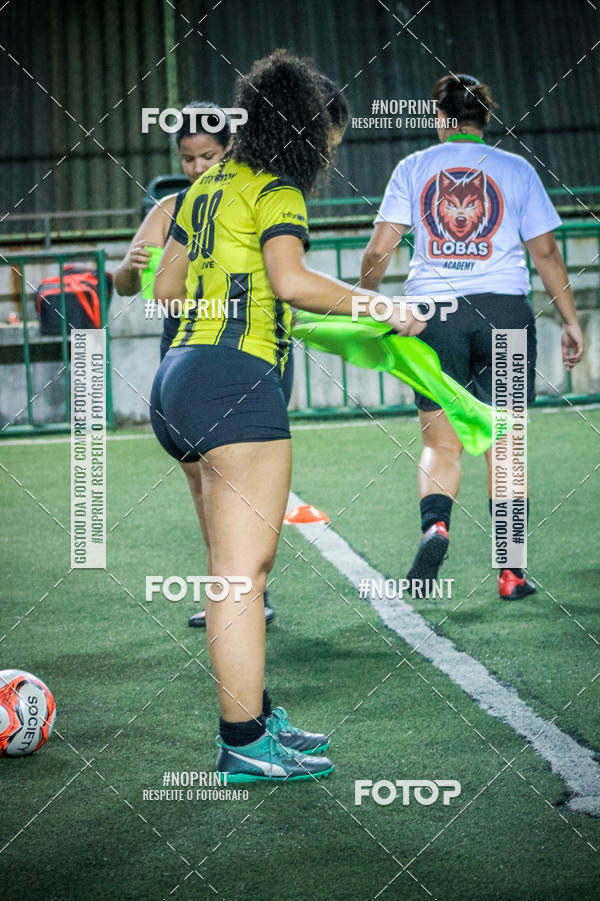 Compre as suas fotos do eventoLan�amento Escola de Futebol Lobas Academy no Fotop